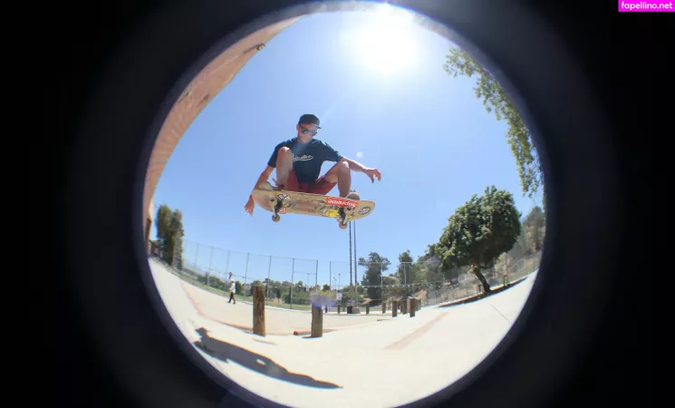 Skaterrboi OnlyFans Thumbnail #Mmp4qRlo8p