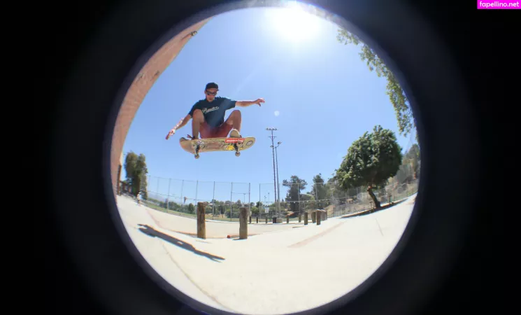 Skaterrboi OnlyFans Thumbnail #nDOXRGj5WZ