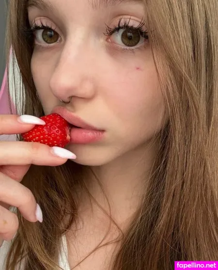 Skazochkasmr OnlyFans Thumbnail #QRAcIz4dFI