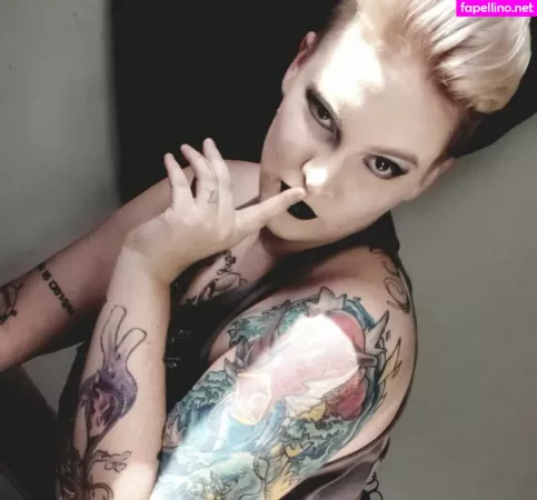 Skeletons Twin OnlyFans Thumbnail #kAjSqLYc53