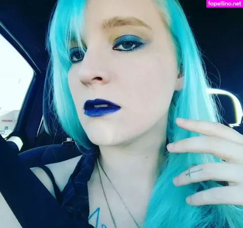 Skeletons Twin OnlyFans Thumbnail #mFkM3DZ0yf