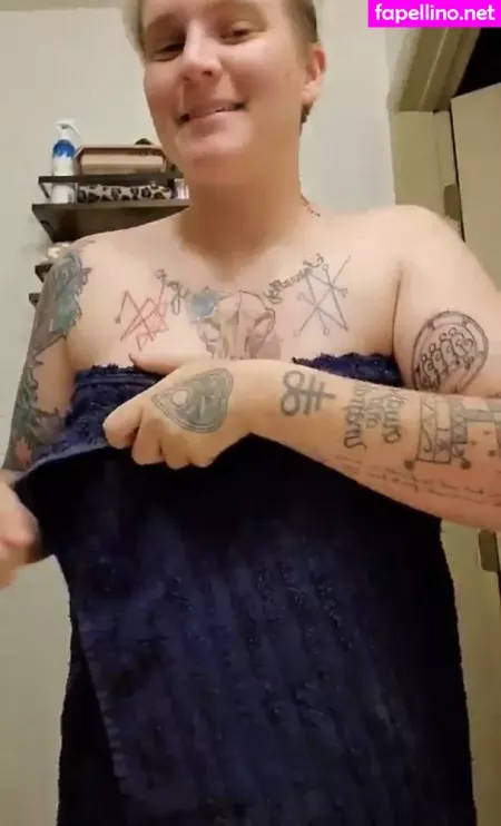 Skeletons Twin OnlyFans Thumbnail #n2HBQbzF7R