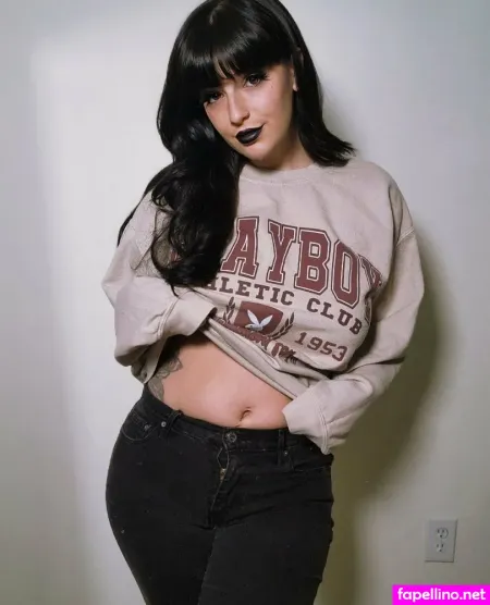 Skicksgonewild OnlyFans Thumbnail #uMBF0en0hQ