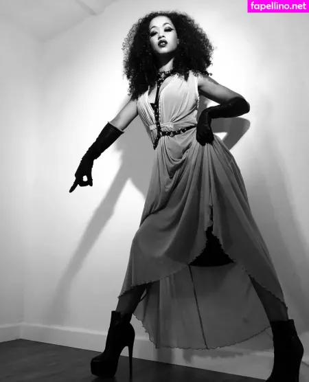 Skindiamond OnlyFans Thumbnail #BJfWgZvX1Q