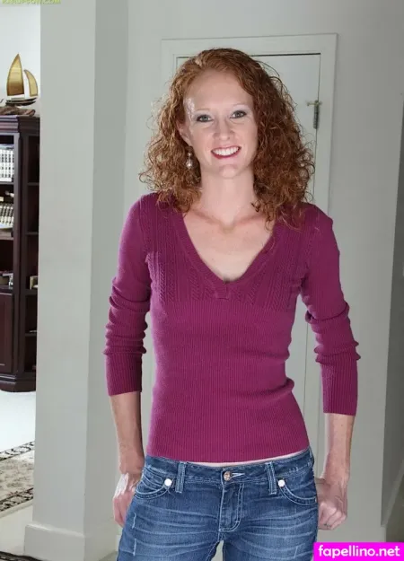 Skinny Curly OnlyFans Thumbnail #DTvYCWeuk9