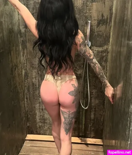 Skinny Lilly OnlyFans Thumbnail #e7cDH8nIvu
