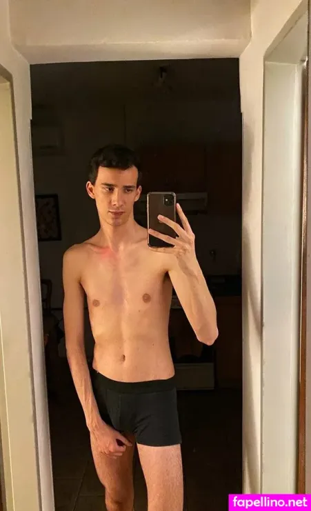 Skinnystr8 OnlyFans Thumbnail #9u3AyUPKaM