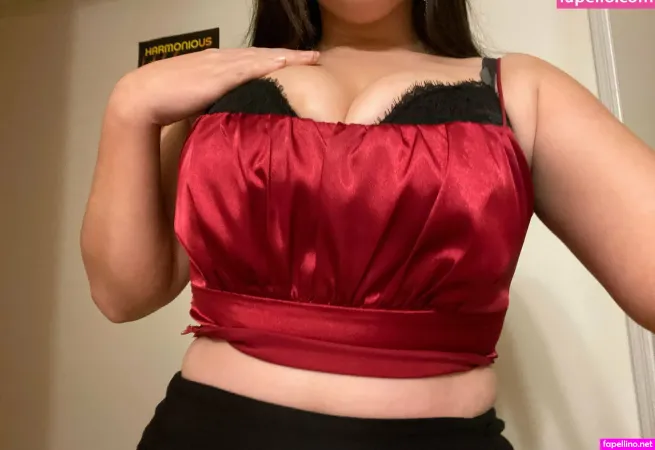 Skirtsowo OnlyFans Thumbnail #UAEJ8JxulD