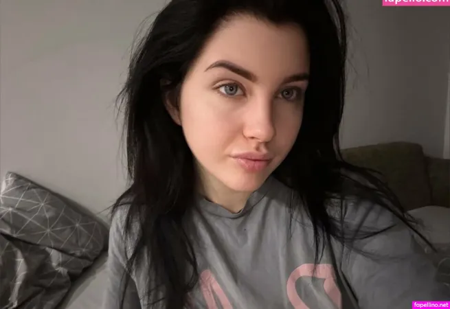 Skolflickalikka OnlyFans Thumbnail #haIwiyE6gM