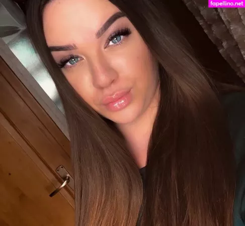 Skorka Kitti OnlyFans Thumbnail #U31zsLNXBn