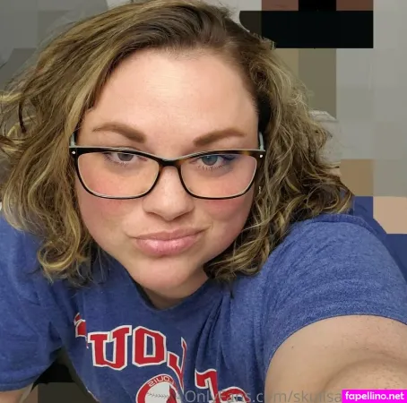 Skullsandkisses OnlyFans Thumbnail #ucKNA8VNUc