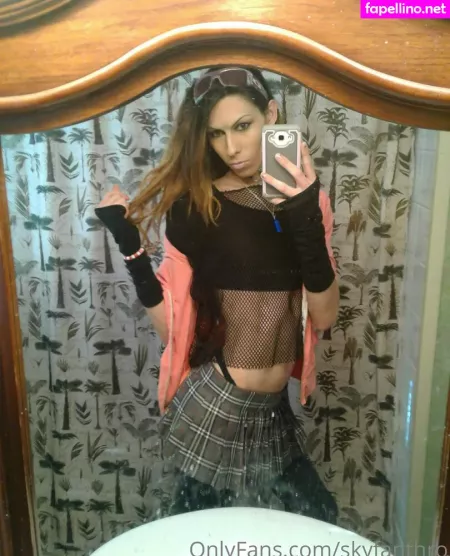 Sky Anthro OnlyFans Thumbnail #W8Qg8JcSH6