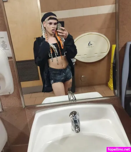 Sky Burrito OnlyFans Thumbnail #kgspmvygIe
