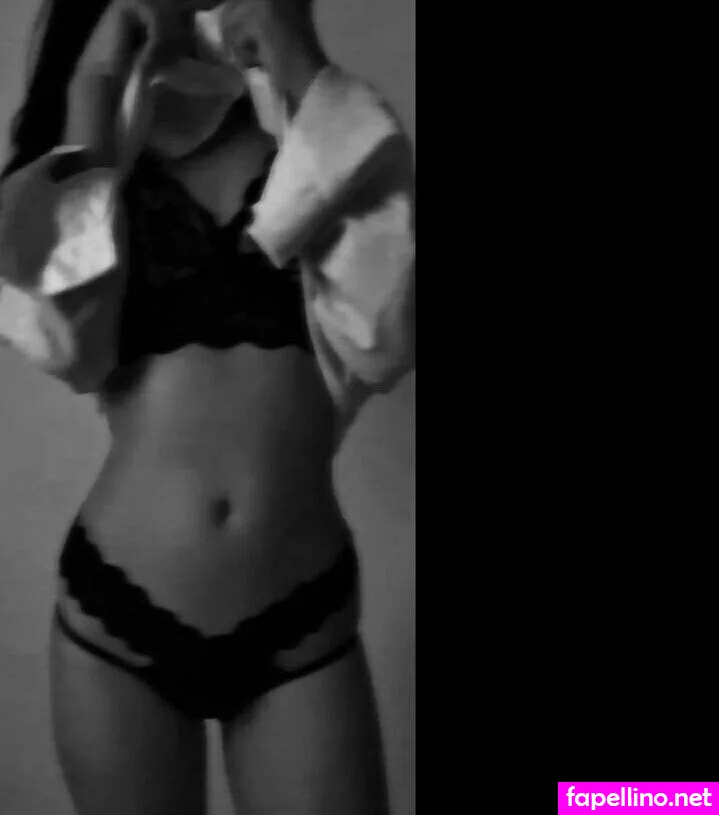 sky.gemi, skygembbw Nude Leaked OnlyFans Photo #3gs9m8KhVL