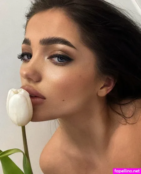 Sky Me OnlyFans Thumbnail #7wcQ2uZNRw