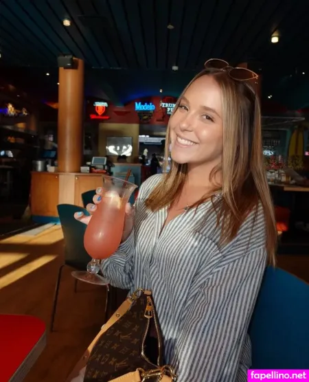 Sky Naomi Smith OnlyFans Thumbnail #mm4DN9FJDm