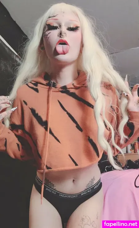 Skyburrito OnlyFans Thumbnail #REiE8YpxEG