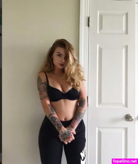Skye Compton OnlyFans Thumbnail #byjG6STkeR