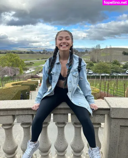 Skye Dolecki OnlyFans Thumbnail #4hAf9XLdWO