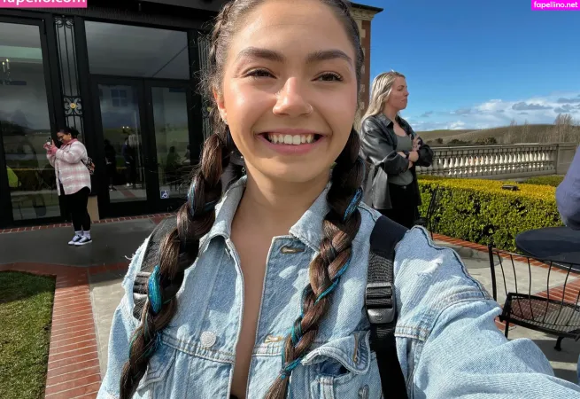 Skye Dolecki OnlyFans Thumbnail #A8sNoK1BnN