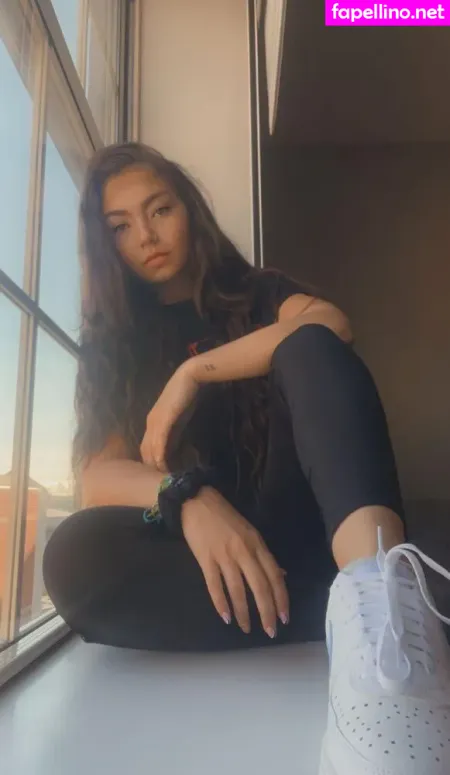 Skye Dolecki OnlyFans Thumbnail #QVWksE629L