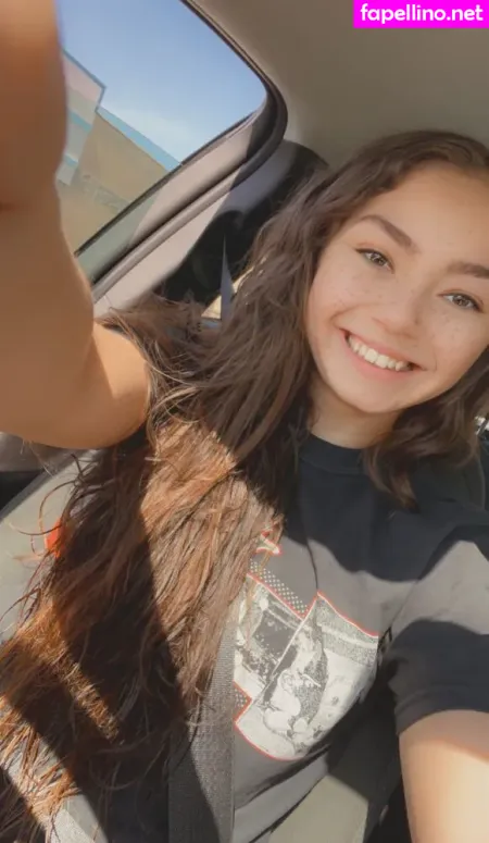 Skye Dolecki OnlyFans Thumbnail #lIlvNE5gYt