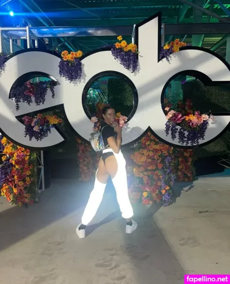 Skye Hotwifefree OnlyFans Thumbnail #RyekcHyGDc