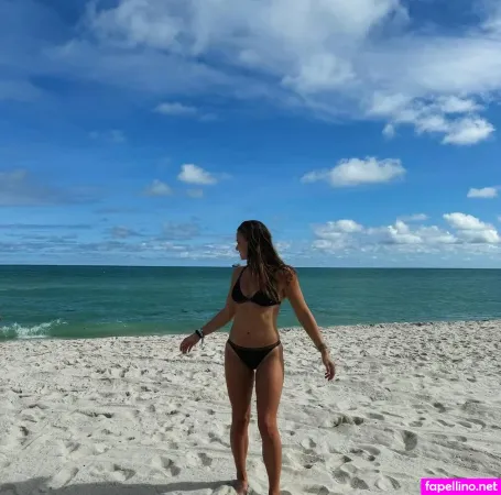 Skye Nicolson Skyebnic OnlyFans Thumbnail #6B1E2yDyRq