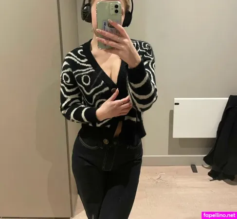 Skye Reed OnlyFans Thumbnail #2IT1v9b4vJ