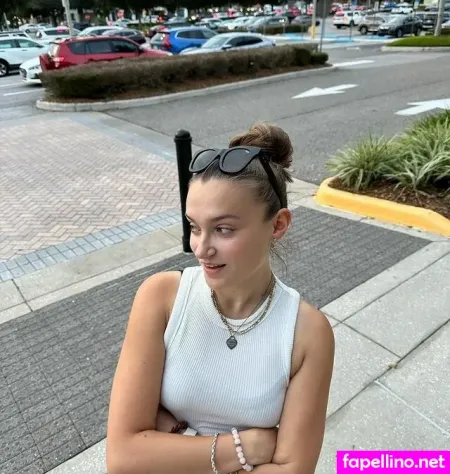 Skye Upshall OnlyFans Thumbnail #DiilsG2ZJj