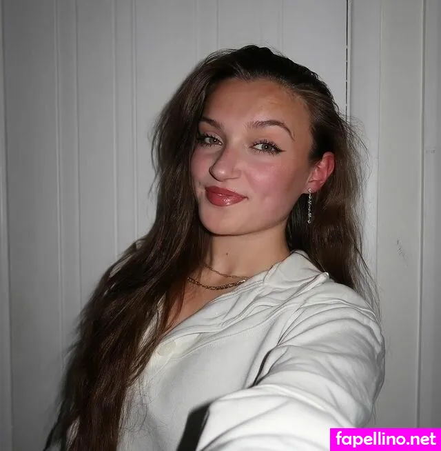 skyebluewantsu, skyeofficial Nude Leaked OnlyFans Photo #YlvnZWsgec