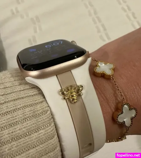 Skye White OnlyFans Thumbnail #SFMmeD4GqT