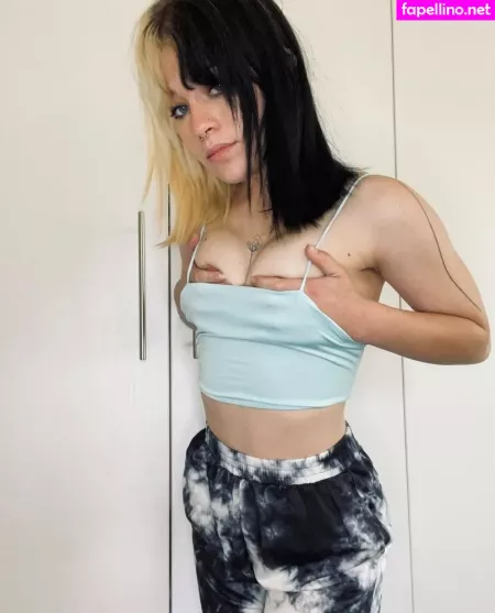 Skye Wilson OnlyFans Thumbnail #DYlOzShdHR