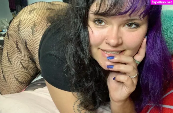 Skyebellaxxx 1 OnlyFans Thumbnail #1r22J33why