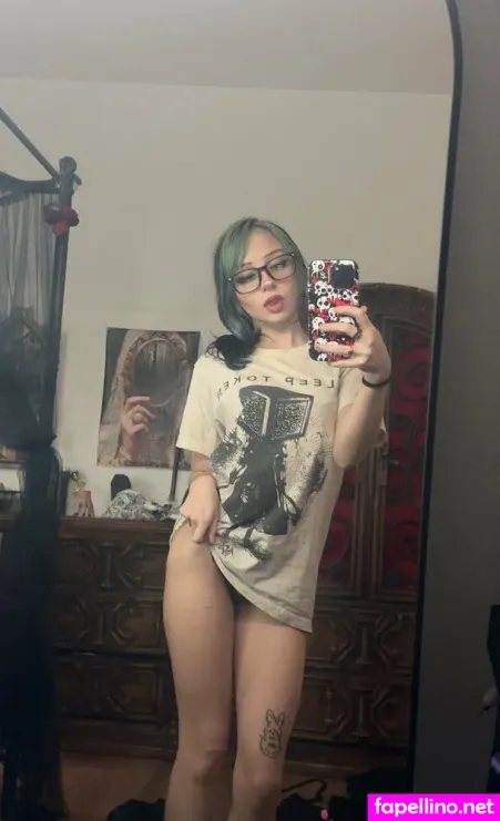 Skyebinxyxo OnlyFans Thumbnail #j7qQpkwmEA