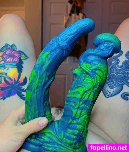 Skyeee Xx OnlyFans Thumbnail #6RcMdC0449