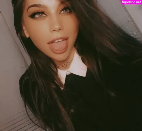 Skyefires OnlyFans Thumbnail #u4ZtjlgobJ