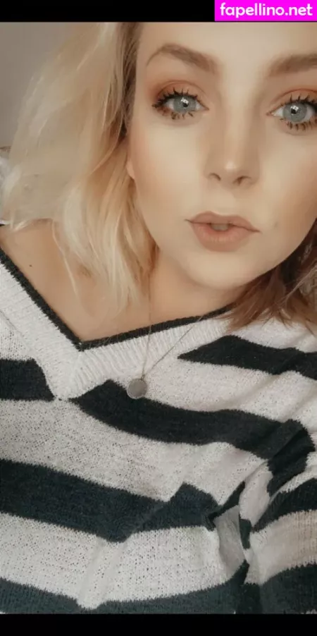 Skyemoore OnlyFans Thumbnail #zu22hUSbqi