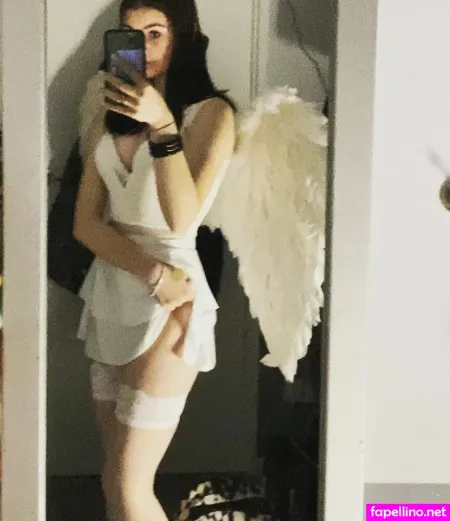 Skyepastapins OnlyFans Thumbnail #EMJRVMhOP9