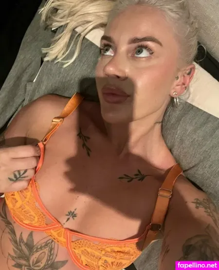 Skyerochellee OnlyFans Thumbnail #b7Dj5GTT1W