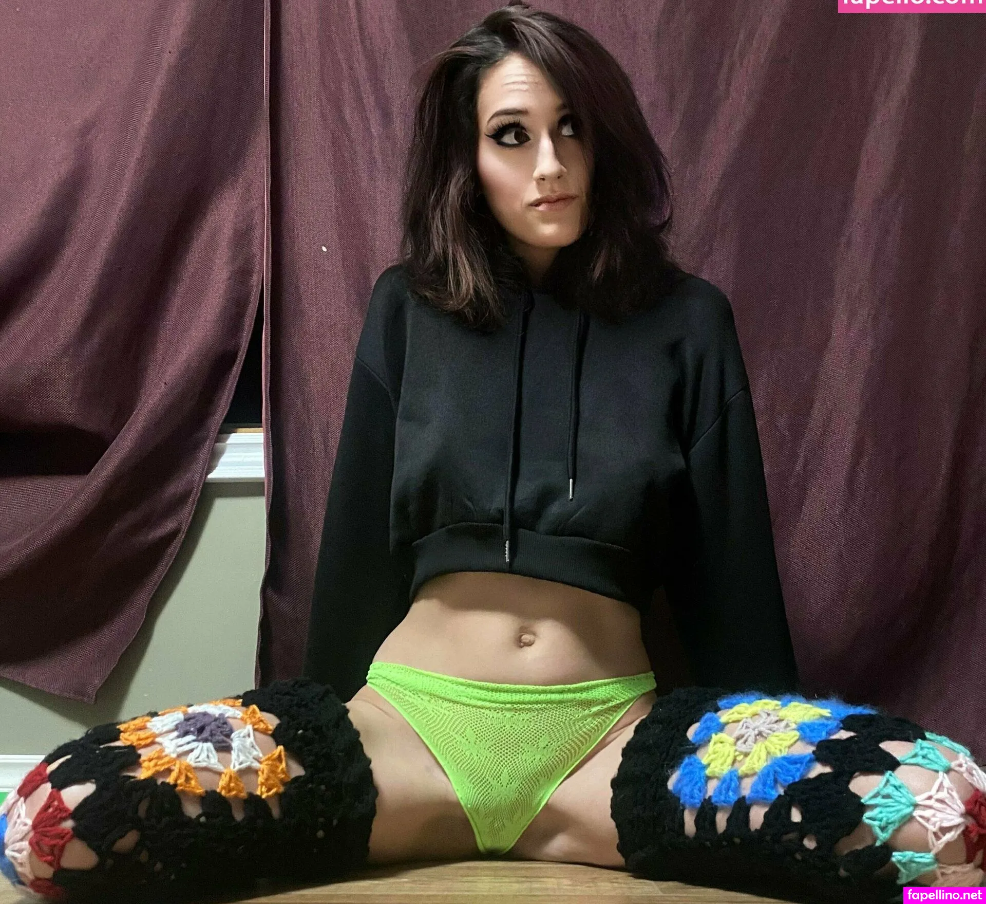 sky3ros3, skyerose98 Nude Leaked OnlyFans Photo #9XP8HBYDvC