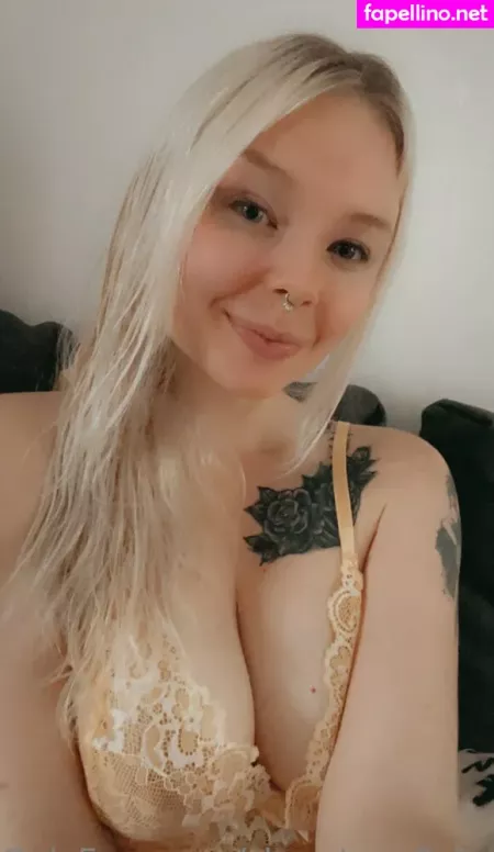 Skyestone9sfw OnlyFans Thumbnail #NyfTz5Axch