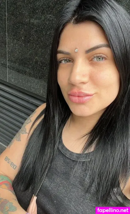 Skyhott OnlyFans Thumbnail #dBJxQ0WeKx