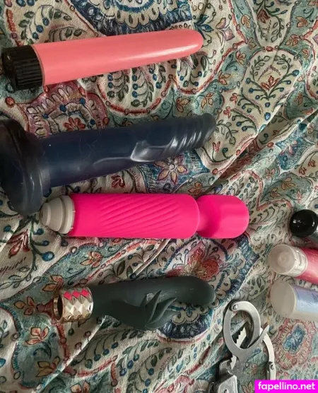 Skylaa19 OnlyFans Thumbnail #omz2tqgm1J