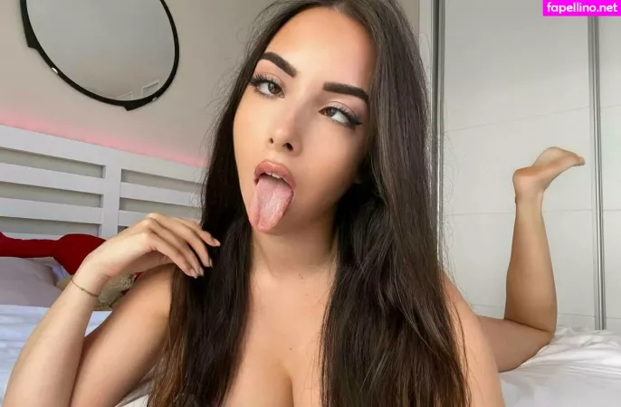 Skylaangelxxx OnlyFans Thumbnail #rJlteGxNAu