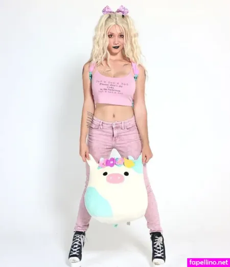 Skylar Calico OnlyFans Thumbnail #PglWv0cQfp