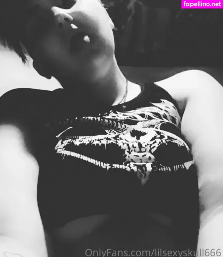Skylar Rose Zombiez OnlyFans Thumbnail #iKH2YkiuGq
