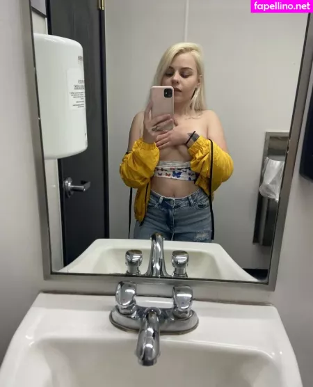 Skylar Valentine OnlyFans Thumbnail #yyc3U9Rf3j