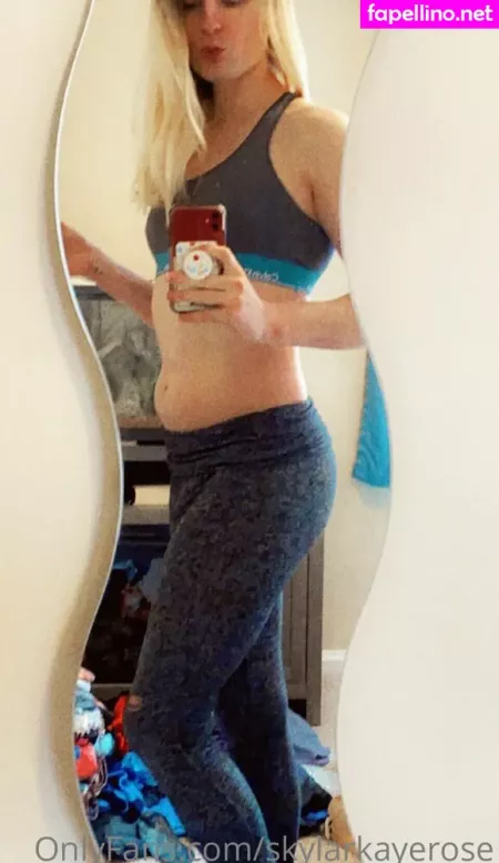 Skylarkayerose OnlyFans Thumbnail #3xhXYAj3DU