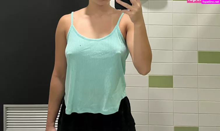 Skylarosy OnlyFans Thumbnail #OyIEtz6MnD